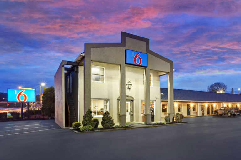 motel 6 oyo