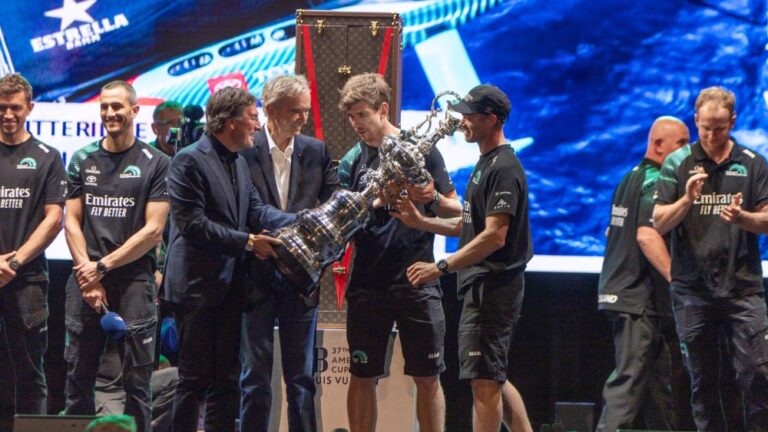 Americas cup trophy ceremony arnault