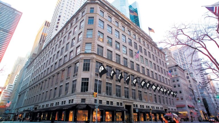 SAKS NYC EXTERIOR 2 2