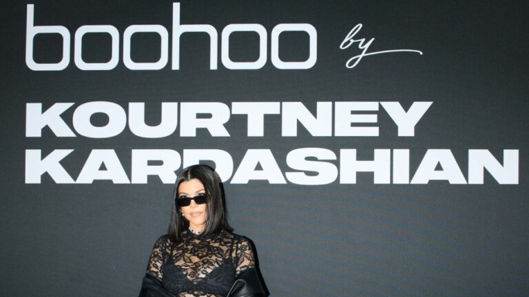 kourtney kardashian boohoo show celebrities 11