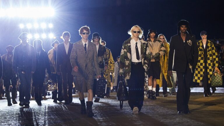 LOUIS VUITTON MENS SPRING SUMMER 2024 FINALE 21437