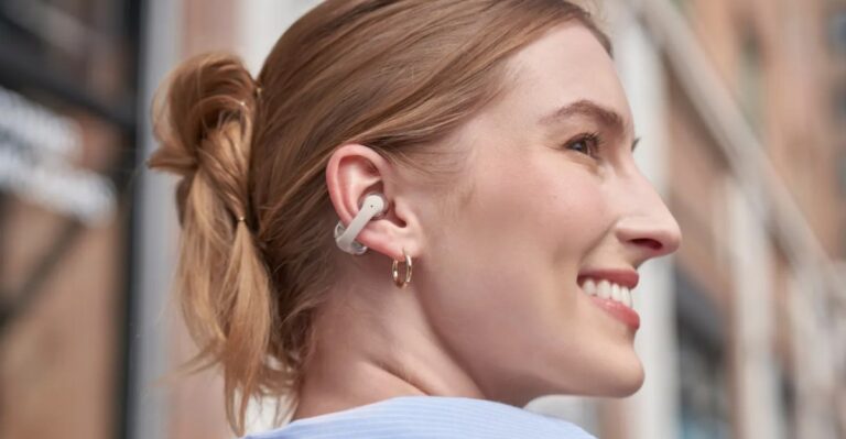 shokz earbuds1